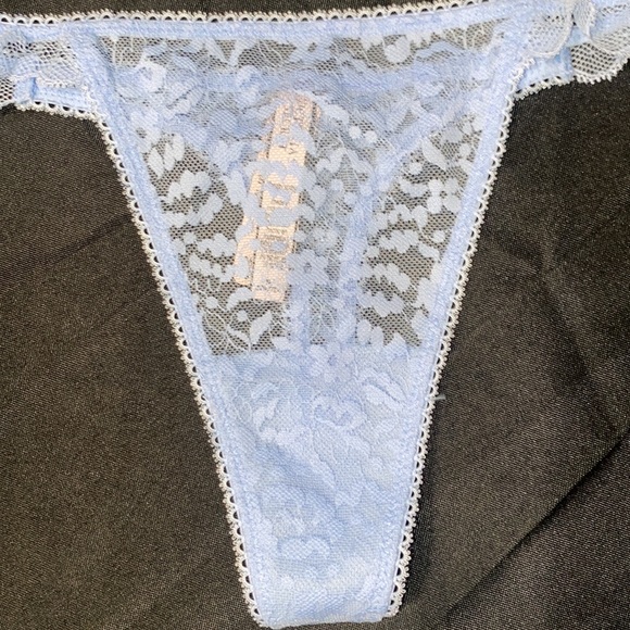 Victorias Secret Light Blue Lace w/ Ruffle Size Medium New W Tag FREE SHIPPING - Picture 3 of 6